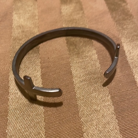 Jewelry - FASHION CROSS CUFF